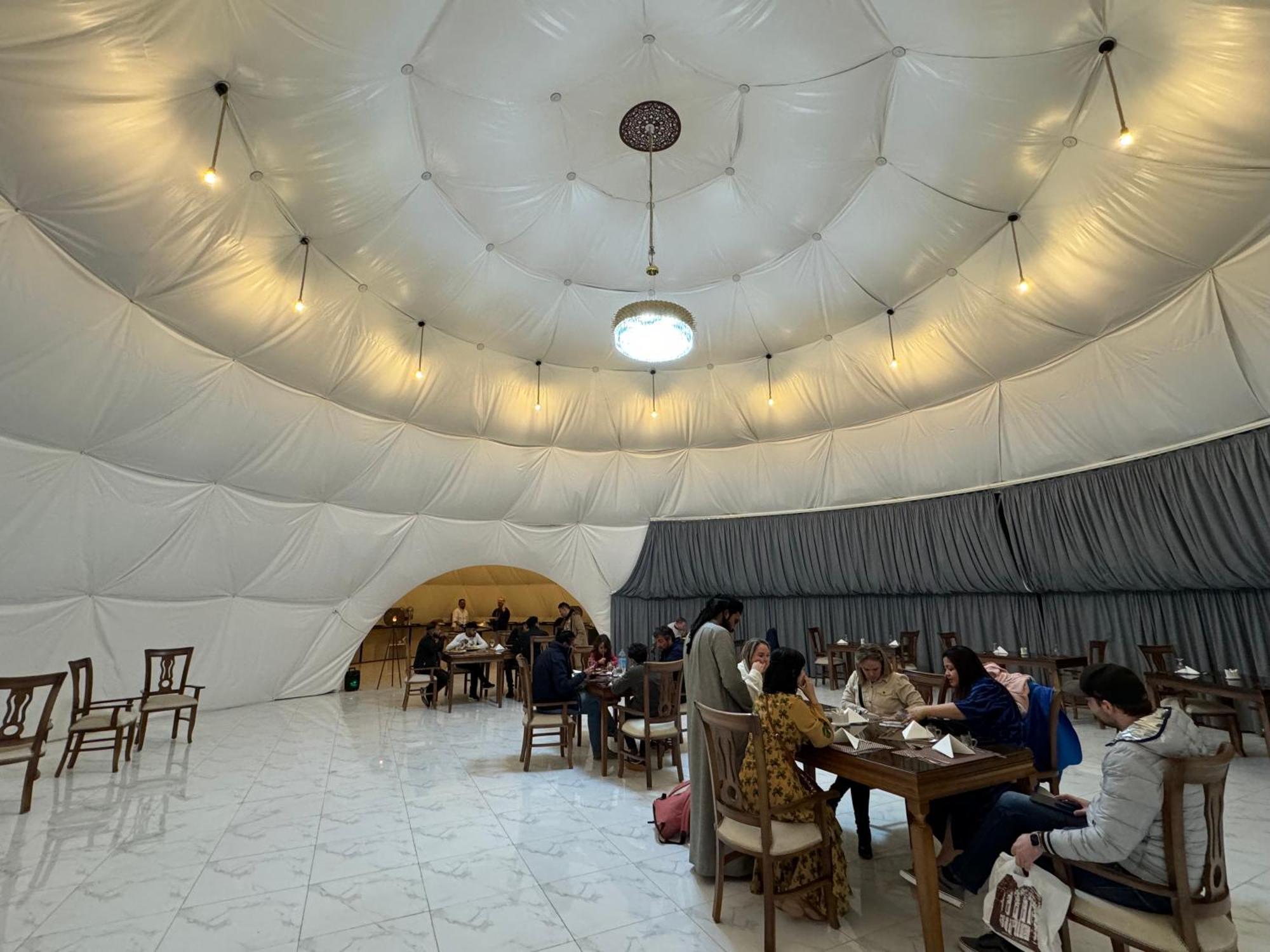 Wadi Rum Anwar Luxury Camp Exterior photo